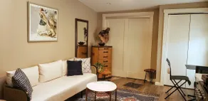 Cozy 1 bedroom place with indoor fireplace & patio - Image 2