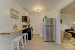 Funky River Efficiency Apt | Upstairs 1BR 1BA - Image 3