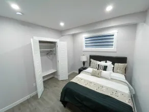 Brand New Adorable -1 Bdr suite- private entrance-10 min airport/Self checking - Image 4