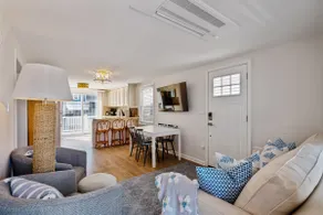 Sea La Vie - Coastal 2 bd /1 bath 2nd Floor Unit - Image 5