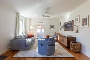Warm and Welcoming 3-Bedroom Cottage - Image 3