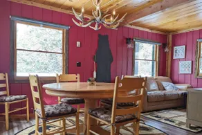 Rustic Family Cabin - Image 4
