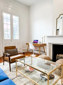 Chic Luxury Bourbon St w/ Balcony King & Queen Bed - Image 4