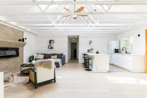 A modern retreat on Georgian Bay STRTT-2026-089 - Image 2