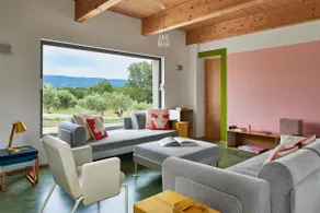 Contemporary designer house in Luberon for 6 people - Image 3