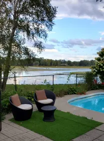 Beautiful 4-Bedroom Cottage on Buckhorn Lake - Image 5
