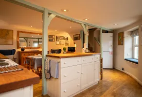 Old Shop Cottage near to the golden Bantham Beach - Image 5