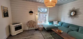 Dunsmuir House - in the heart of Cumberland - Image 2