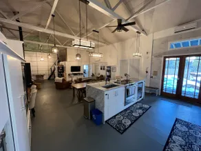 Stunning 3-bedroom Barndo in forest setting - Image 2