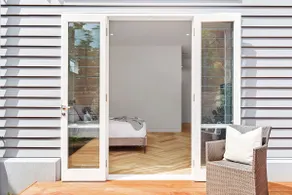Luxurious Portsea Lakehouse - Image 4