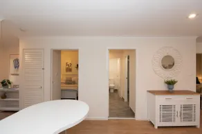Wake @ Wimbie - 2br, pool + tennis, 200m to beach - Image 3