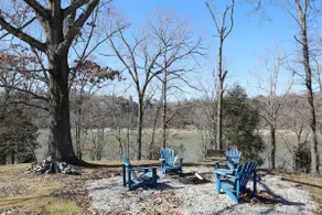 Spacious 5-Bedroom Home on Lake Cumberland! - Image 2