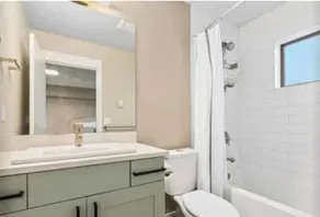 Luxury Alki Beach Townhome w/ Large Private Rooftop & Amazing Views! - Image 5