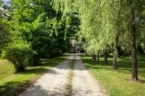 Home in the Heart of Dorset Village - Image 4