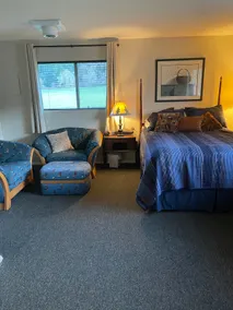 River House Oasis on the Umpqua - Image 3