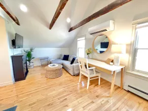 Downtown Harbourview Flat w/Private Rooftop Patio - Image 4