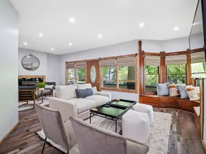 Wine Country Escape - Hot Tub - Sleeps 12 - Image 4