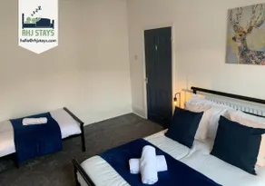 Windsor 4 - Spacious beautiful 4 bdrm maisonette nr Ncle free wifi free parking - Image 2