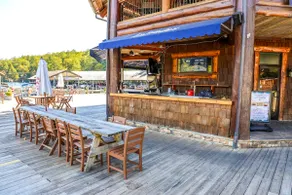 Adorable cabin near restaurants, Helen & Clayton - Image 4