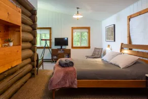Cozy Log Cabin Mountain Views - Image 4