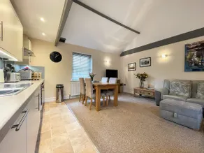 Arthurs Cottage -Charming Courtyard Cottage in the heart of Kendal, The Lake District - Image 4