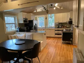Cheerful Private 3 Bedroom Cottage in Cold Spring - Image 4
