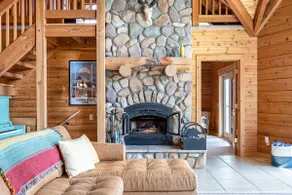 Private Oregon Coast Lodge w/ hot tub & games - Image 3