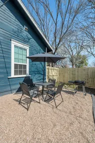 The Shiplap Cottage: 9min to Silos/Downtown/Baylor - Image 3