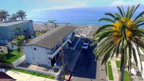 Beachside condo #A with 2bd /2 bath - Image 5