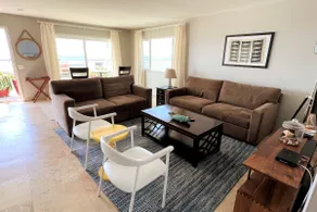 Beachside condo #A with 2bd /2 bath - Image 3
