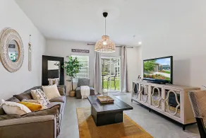 Tropical Oasis 2 bdr - patio, playground, dog park - Image 4