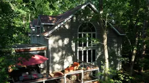 Spacious Family Cottage, Access to Private Beach - Image 5