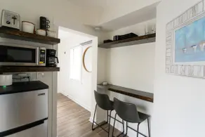 Cozy Studio - Blocks from the Ocean! - Image 5