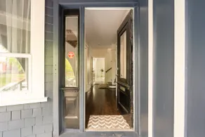 Maple Beach House Kits point (Kitsilano) - Image 3
