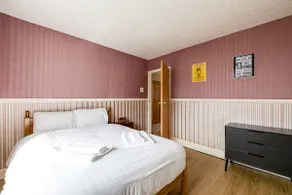 George Harrison's Former 3Bed Home in Liverpool - Image 2