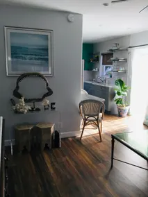 Lovely one bedroom apt. 1 block from beach - Image 5