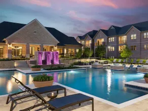 Resort-Style Stay Near DFW Airport - Image 4
