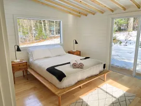 Cooley Mountain House *Hot Tub* - Image 2