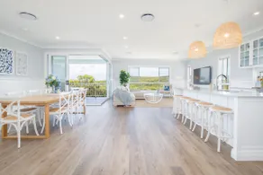 'Bridgehampton' A Luxury Beach House Dream - Image 3