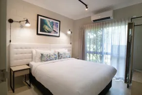 Apartments at Mission Beach - Image 2