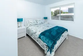 3 Bed Oasis tucked away in the heart of Anglesea - Image 3
