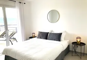 Superb apartment with free parking on site - Image 4