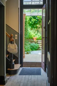 Apartment + patio in the historic center of Bourg - Image 2