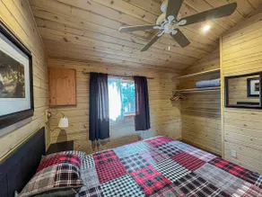 Ahmic Lake Resorts Black Bear Cottage - Image 5