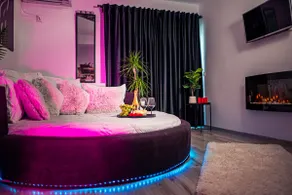 Modern Apartment Craiova, Fireplace, Round Bed - Image 3