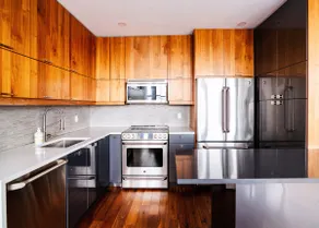 PENTHOUSE - Old Port Luxe Condo *Month/Year.C - Image 5
