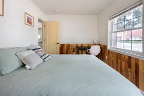 Peaceful 2bed-2Bath bungalow, Bright, well located - Image 4