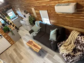 The Cedar Shack - Image 2