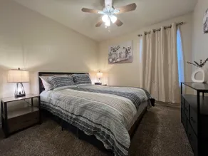 Cozy 2 Bedroom Suite Near Joe Pool Lake - Image 5