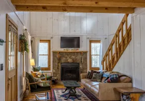 Suches Cabin w/ EV Charger, Fire Pit + Fast WiFi - Image 5
